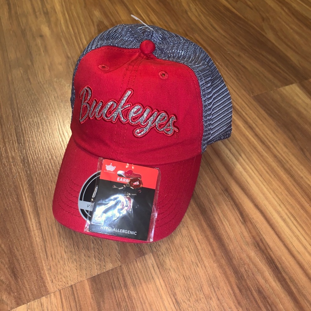 NWT Ohio State SnapBack Hat (get earrings free!)
